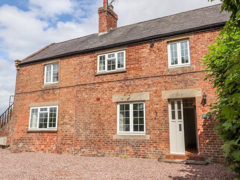 Well House Farm Flat 2 Apartment in Wales