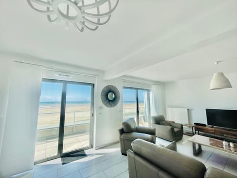 VUE MER INCROYABLE - 3 Chambres - PARKING 2 PLACES - WIFI Condo in Berck