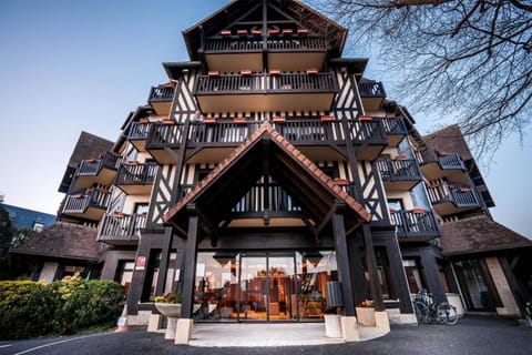 Best Western Plus Hostellerie Du Vallon Hotel in Deauville