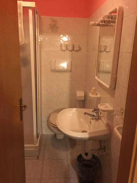 Agritur Alpino Farm Stay in Trentino-South Tyrol