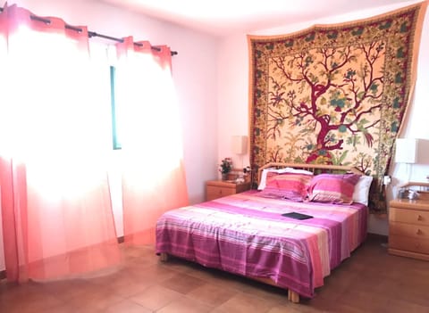 WIFI TENERIFE SUR GUEST HOUSE Bed and Breakfast in Abona