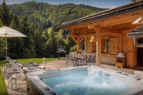 Day, Natural landscape, Summer, Hot Tub, Balcony/Terrace, Mountain view