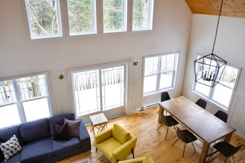 Le 5 Owl - Lac Brome by Reserver.ca Chalet in Lac-Brome