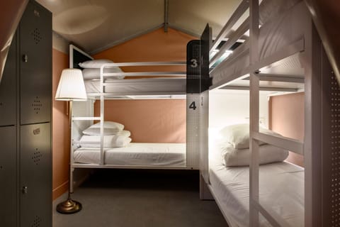 Bed, Photo of the whole room, Bedroom, bunk bed