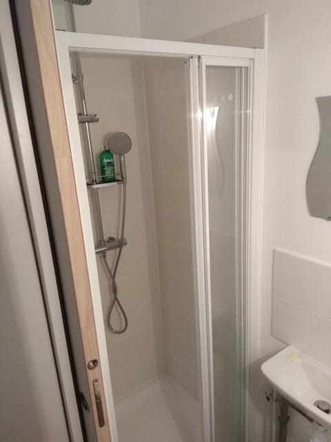 Studio Girodeau Moulins Apartment in Moulins