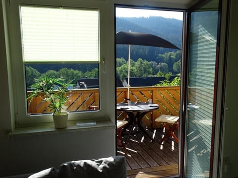 Balcony/Terrace, Mountain view