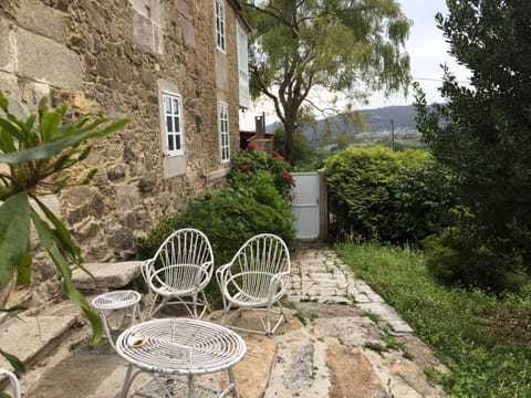 O SOUTO DE TELLA, COSTA DA MORTE Haus in Bergantiños