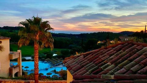 Pool view, Sunrise, Sunset