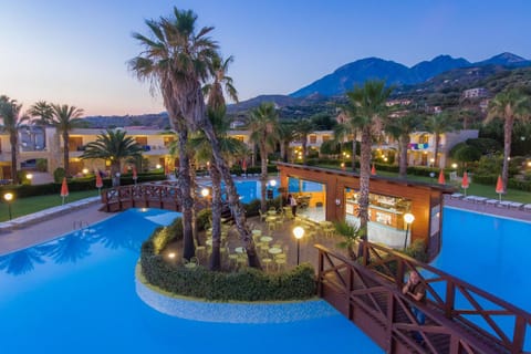 Mountain view, Pool view, Swimming pool