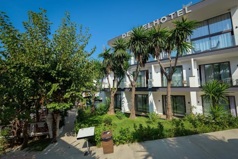 Property building, Garden