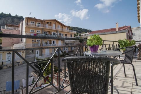 Balcony/Terrace, Balcony/Terrace