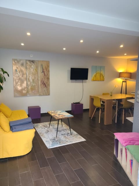 DOUX COCON DE 50 m2 PARIS-LE RAINCY Condominio in Gagny