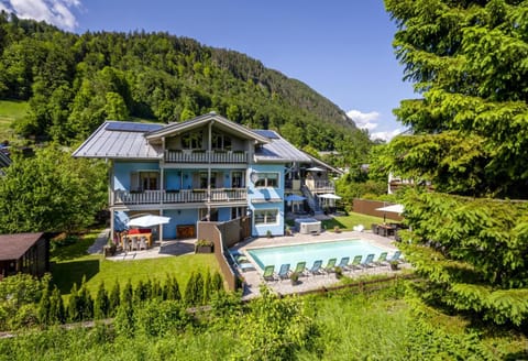 View (from property/room), Garden view, Pool view