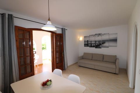Apartamento 2 habitaciones-wifi gratis Copropriété in San Jaime Mediterráneo