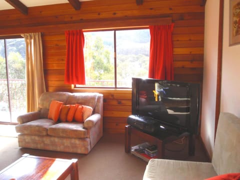 Retro 2 Bedroom Apartment Apartment in Thredbo