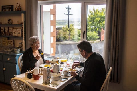 Dining area, Garden view, Mountain view, Sea view, English/Irish breakfast, group of guests