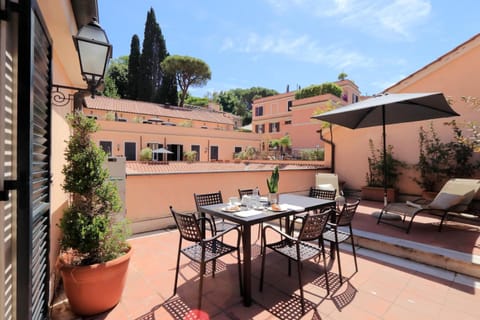 Piazzetta Margutta - My Extra Home Apartamento in Rome