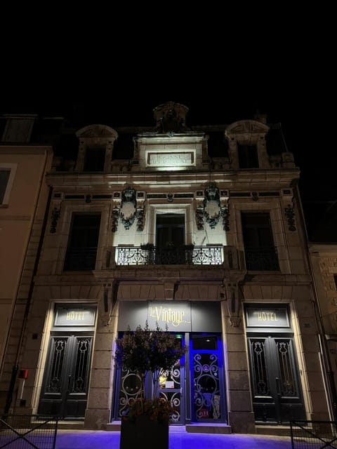 Property building, Facade/entrance