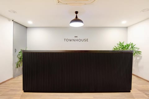 Townhouse 138 Suraj Kund Hotel in New Delhi