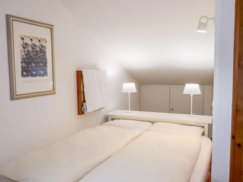 Apartment Chesa Polaschin E - E21 - Sils by Interhome Condo in Samedan