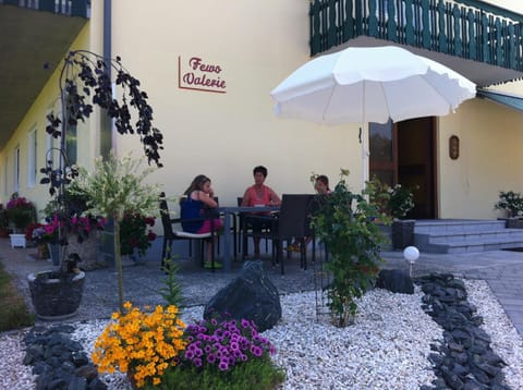 BBQ facilities, Balcony/Terrace