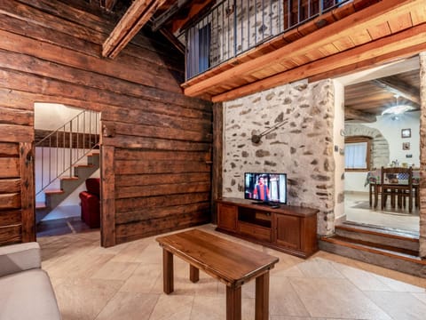 Apartment Les Cors-2 by Interhome Apartment in Aosta Valley, Italy