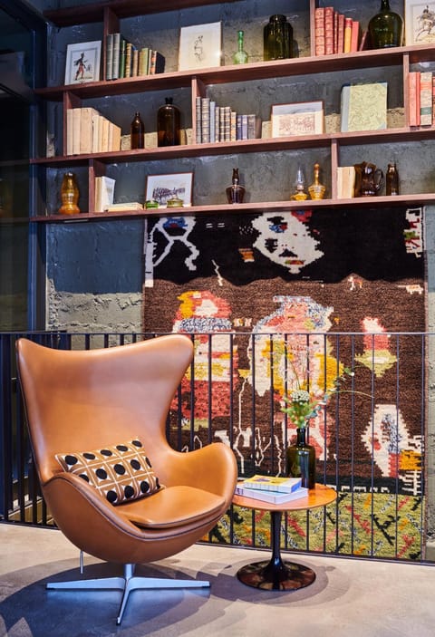 Library, Living room, Decorative detail, Seating area