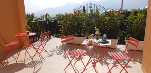 Patio, Balcony/Terrace, Mountain view