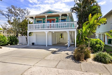 Beach Hideaway House in Holmes Beach