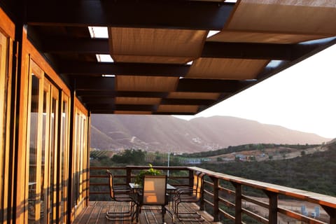 Balcony/Terrace, Mountain view