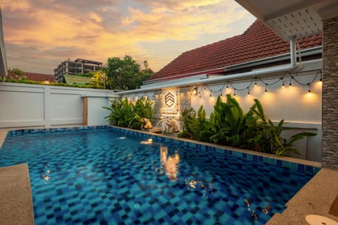Pattaya Private Villa - Pool,Sauna,Snooker,BBQ Villa in Pattaya City