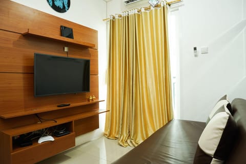 2BR Apartment with Sofa Bed at Woodland Park Residence By Travelio Apartment in South Jakarta City