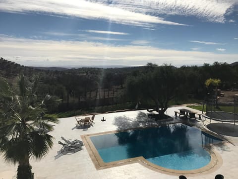 Villa blanche piscine chauffée Villa in Souss-Massa