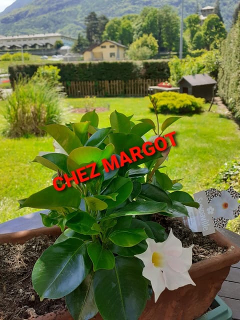 Chez Margot Apartamento in Châtillon