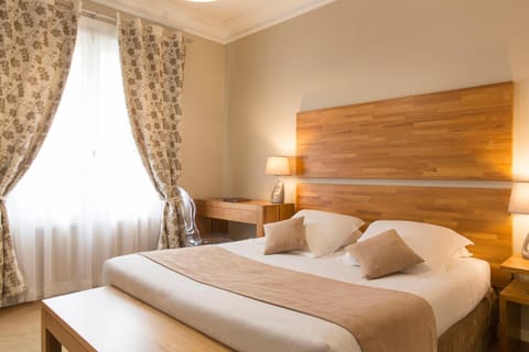 Bed, TV and multimedia, Coffee/tea facilities, Photo of the whole room, Bedroom