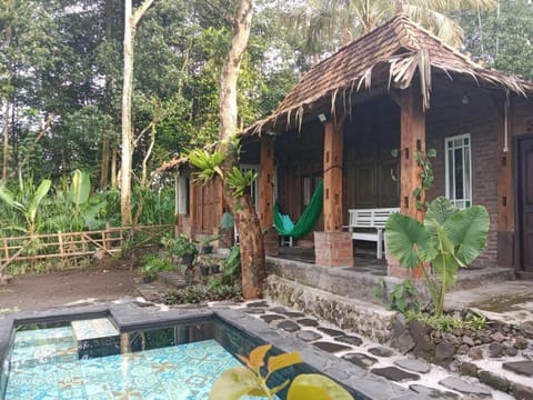 Villa Mak Cik Hotel in Special Region of Yogyakarta