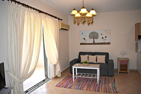 Kakia 2 Bedroom Apartment Condo in Zakynthos
