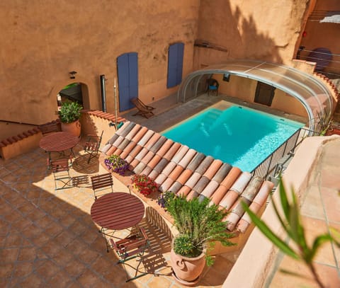 Patio, Hot Tub, Balcony/Terrace, Lounge or bar, Pool view, Swimming pool, Swimming pool, sunbed