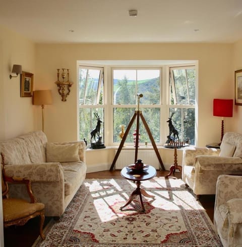Seating area