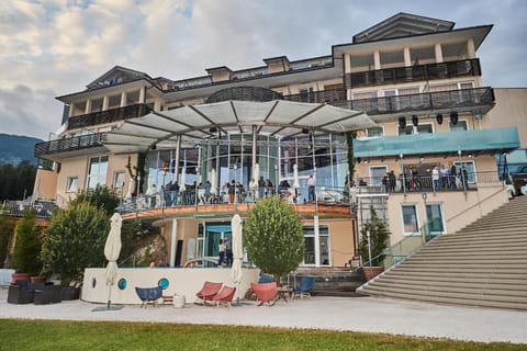 Property building, Balcony/Terrace