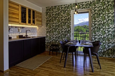 Jungle Mesh Lux Apartment Appartement in Bled