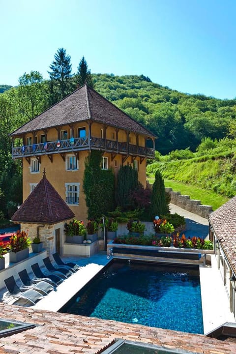 Natural landscape, Swimming pool