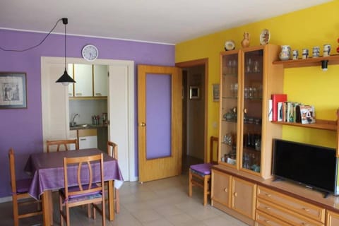 BRAVAHOLIDAYS-250-Poblet Apartment in Blanes