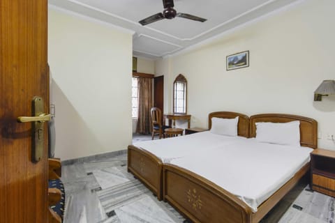 OYO Flagship Hotel Ajanta Hotel in West Bengal