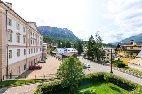 Casa Olimpia Condominio in Cortina d Ampezzo