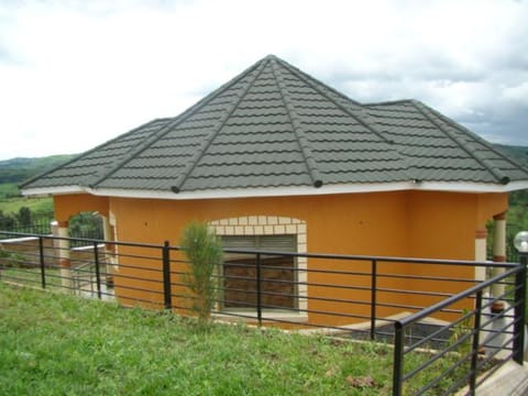 Karobwa Summit View Hotel in Uganda