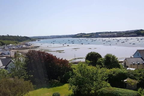 River view, Sea view