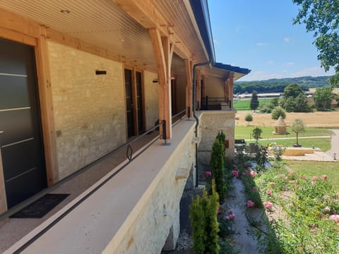 L'étable gourmande chambres d'hôtes et ferme auberge Alojamiento y desayuno in Montignac