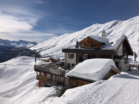 Hamilton Lodge & Spa Hotel in Canton of Valais