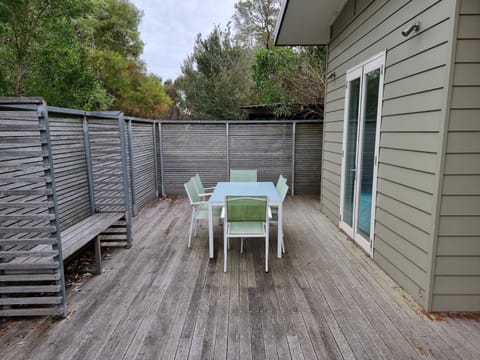 Patio, Dining area